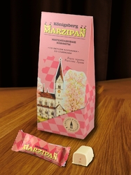 Марципан в белом шоколаде со вкусом клубники со сливками, 135 гр